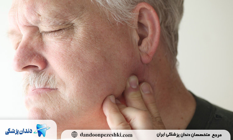 ۵. درد فک یا احساس فشار در اطراف دندان‌ها