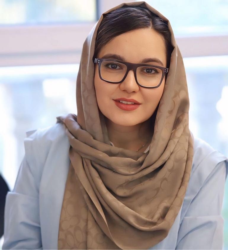 سبا آرین کیا